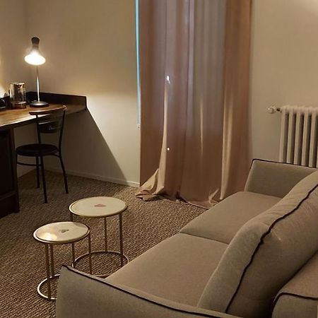 Auberge Le Petit Mas Issoire Zewnętrze zdjęcie